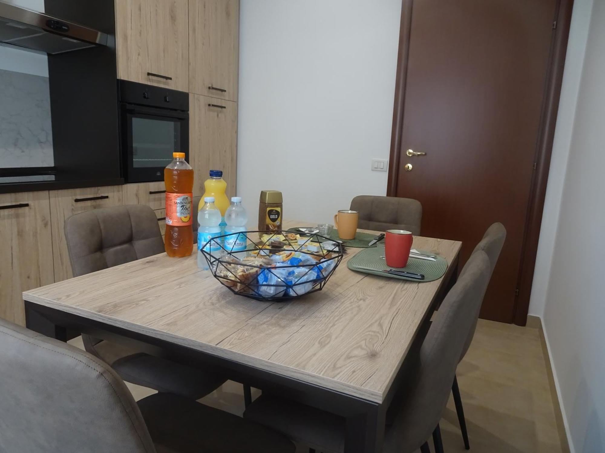 Appartamento A Casa Di Pako Salerno Esterno foto