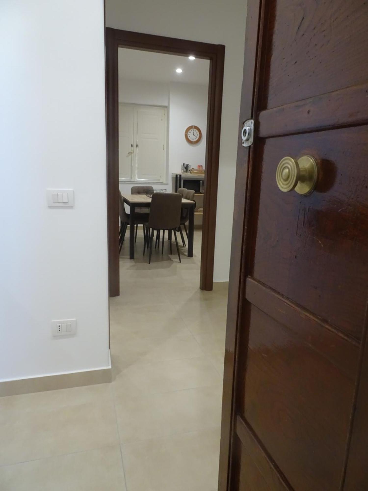 Appartamento A Casa Di Pako Salerno Esterno foto